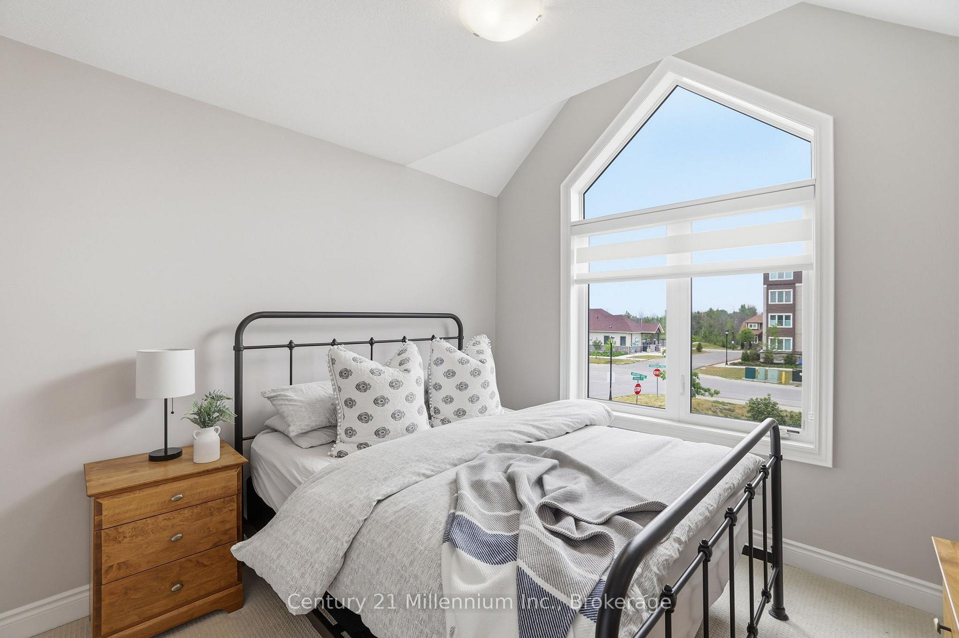 Photo 26 of 46 Greaves Avenue, Collingwood — HOMEH
