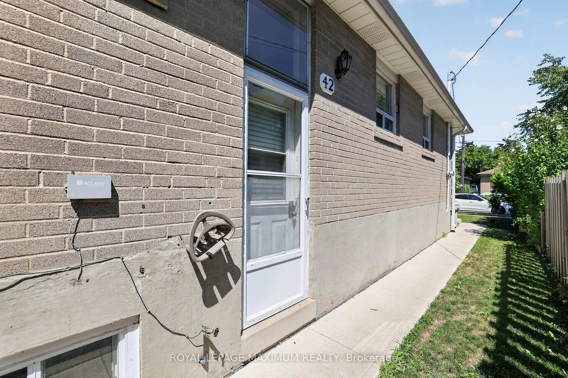 Photo 30 of 42 Pergola Road, Etobicoke, West Humber-Clairville — HOMEH