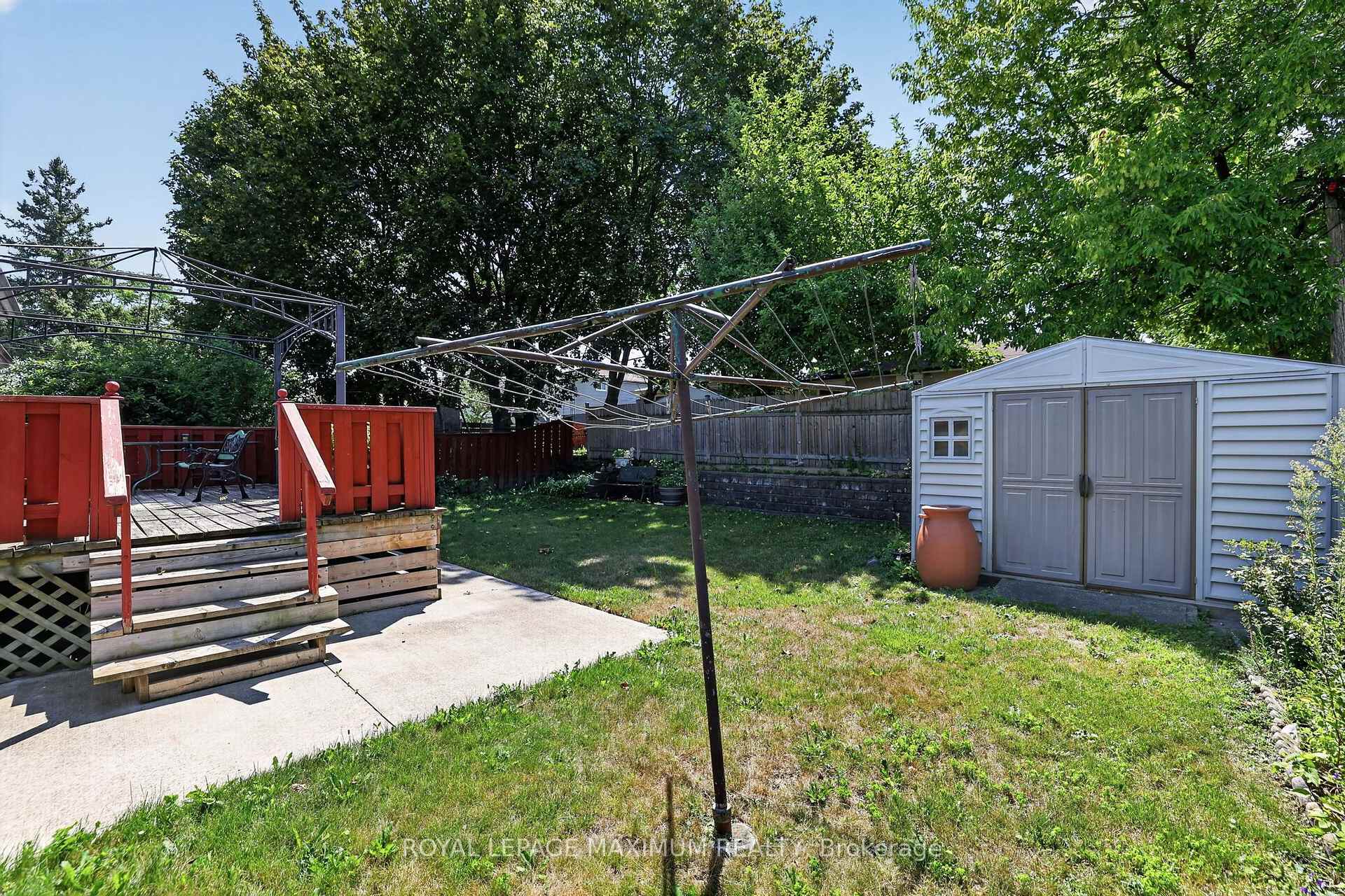 Photo 32 of 42 Pergola Road, Etobicoke, West Humber-Clairville — HOMEH