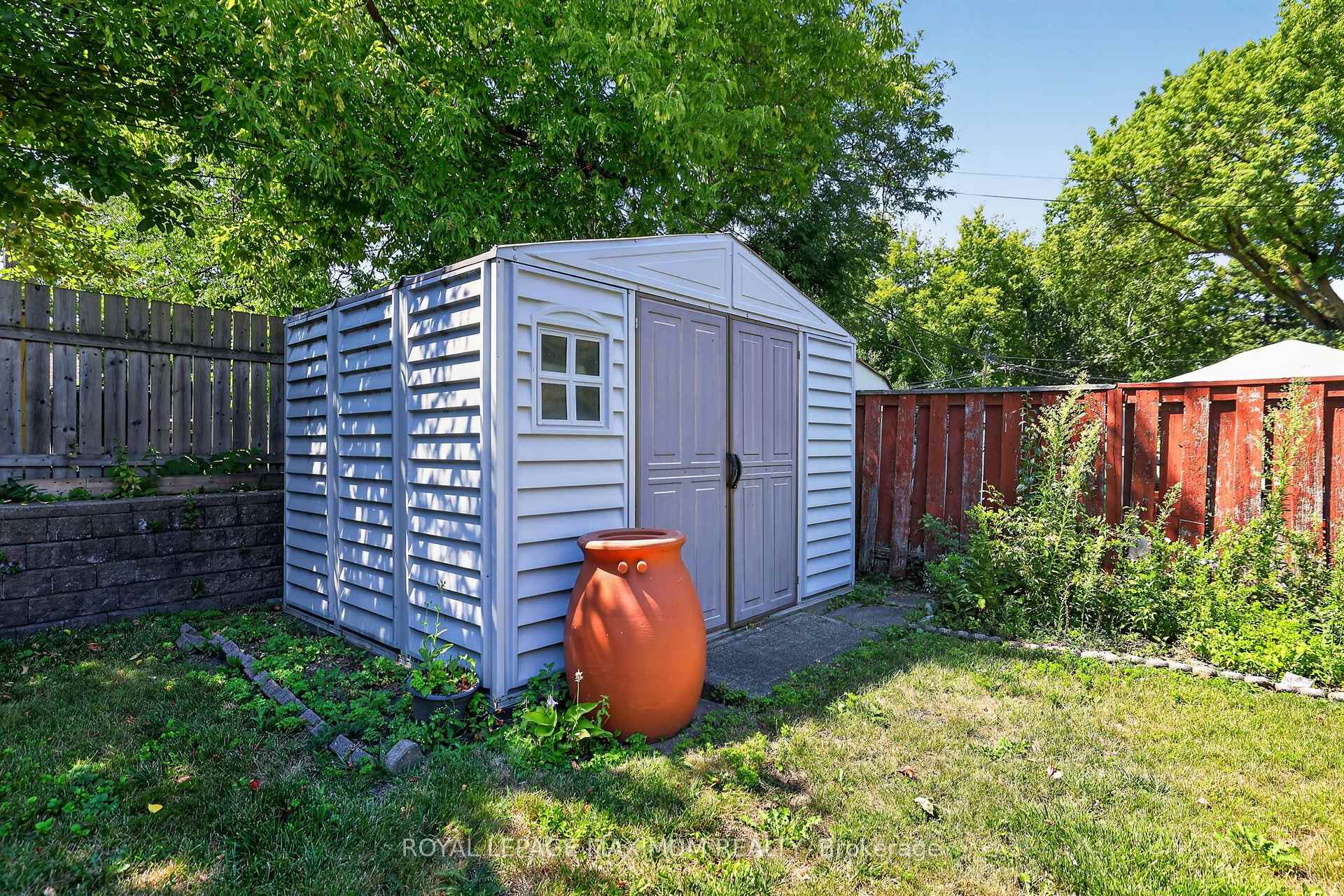 Photo 36 of 42 Pergola Road, Etobicoke, West Humber-Clairville — HOMEH