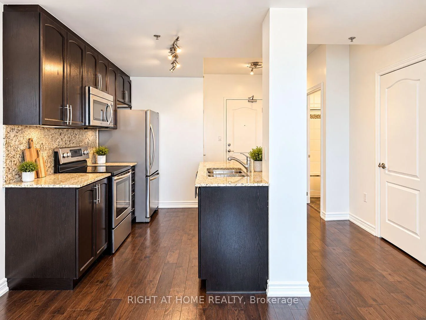 Photo 24 of Unit 308, 1419 Costigan Road, Milton, Clarke — HOMEH