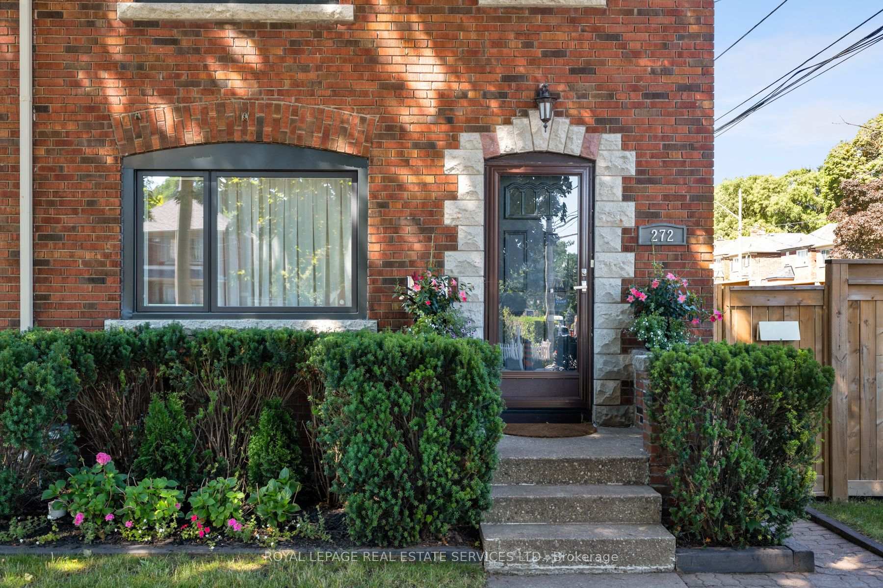 Photo 5 of 272 Rumsey Road, Toronto, Leaside — HOMEH