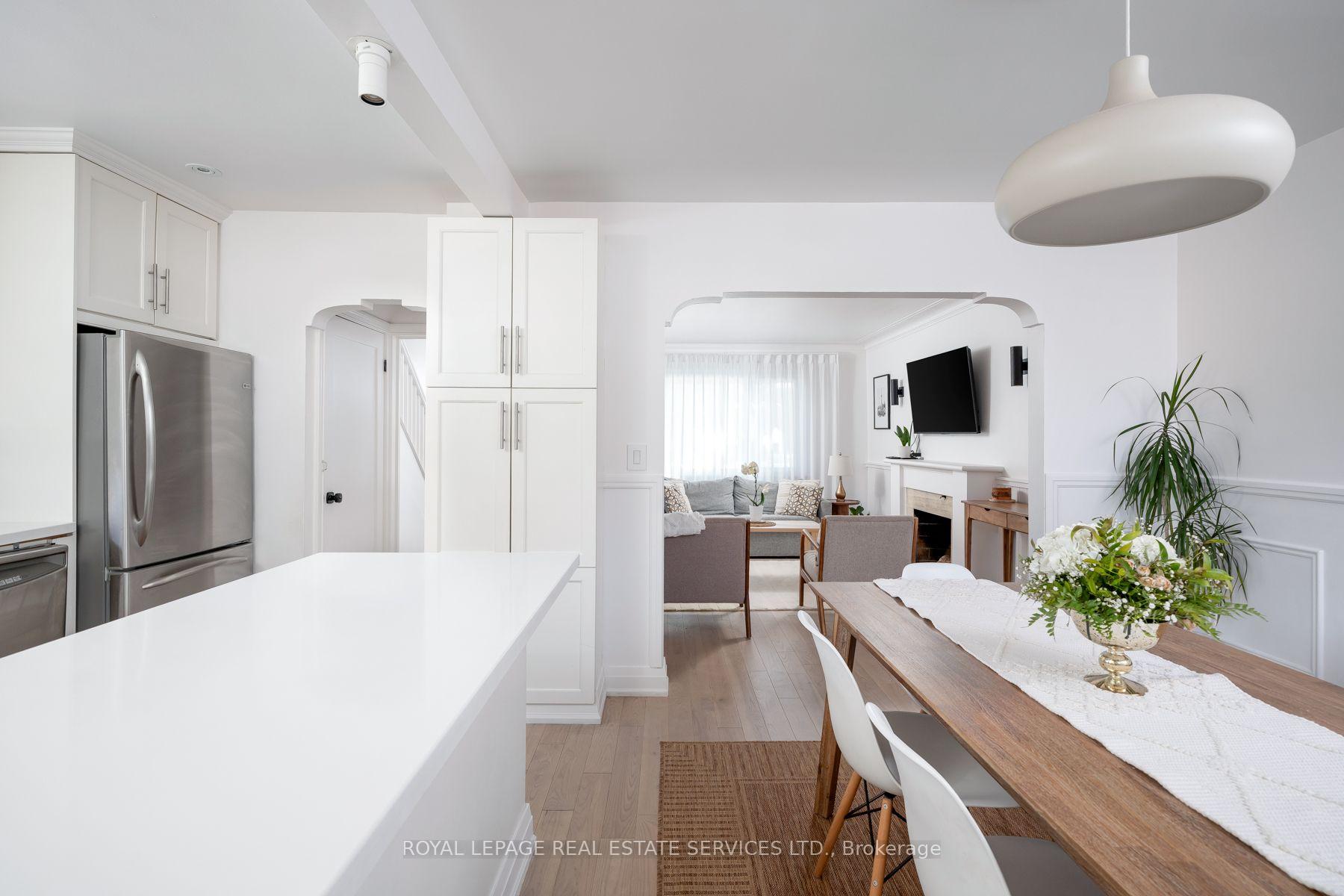 Photo 18 of 272 Rumsey Road, Toronto, Leaside — HOMEH