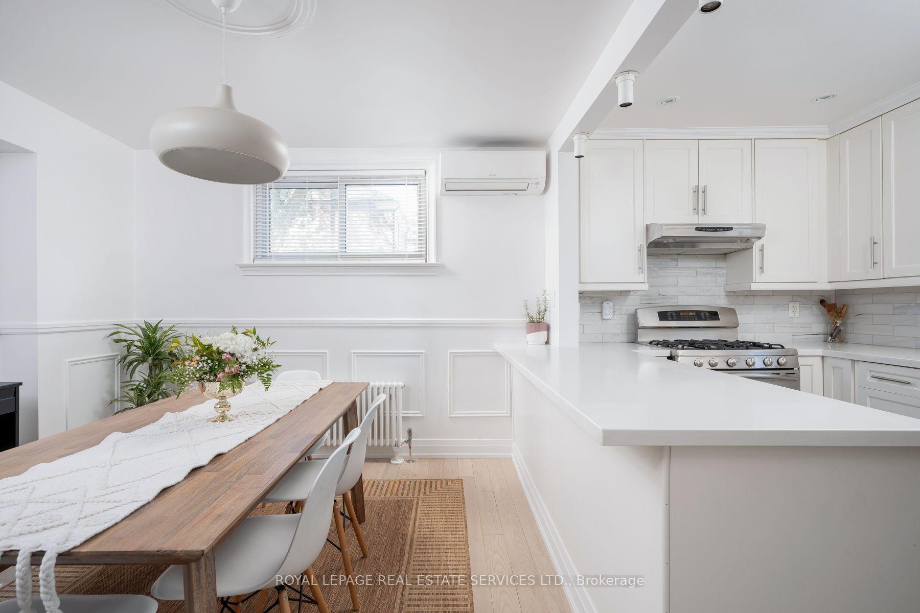 Photo 19 of 272 Rumsey Road, Toronto, Leaside — HOMEH