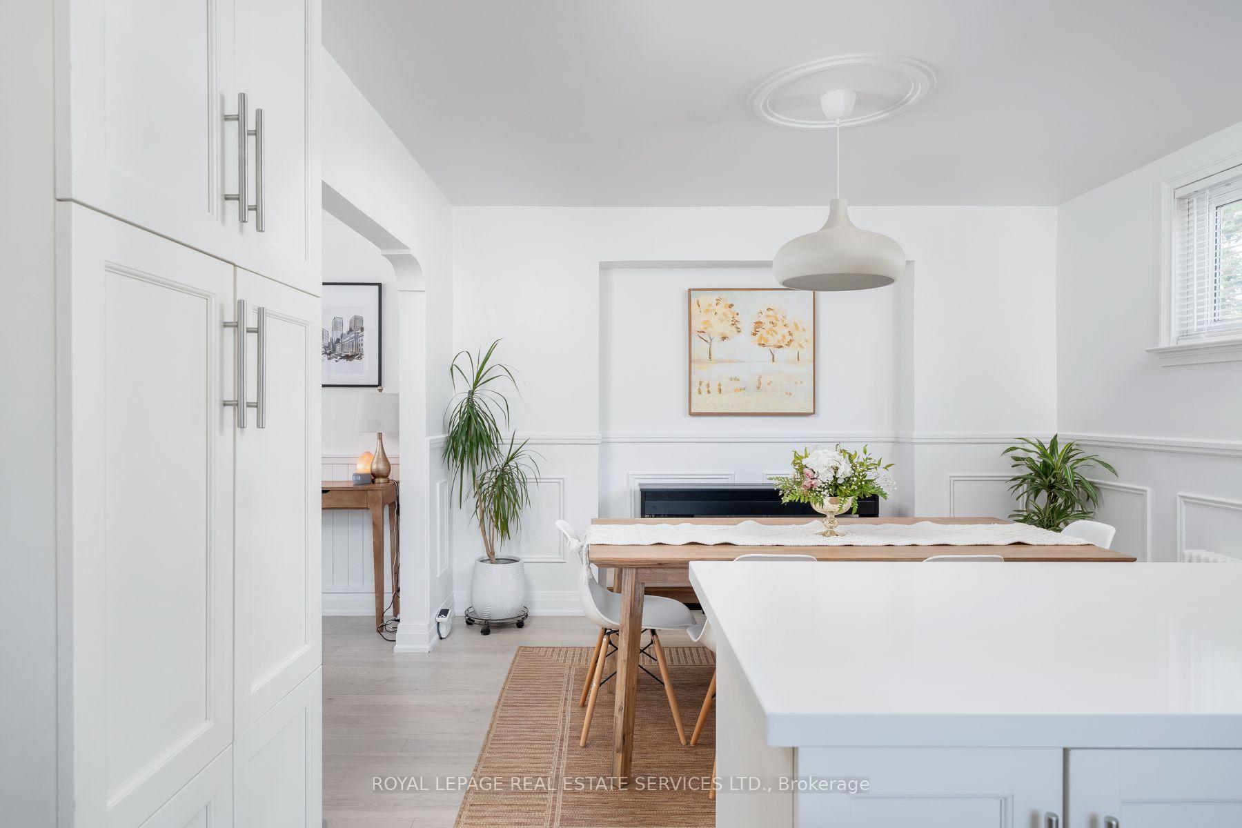 Photo 22 of 272 Rumsey Road, Toronto, Leaside — HOMEH