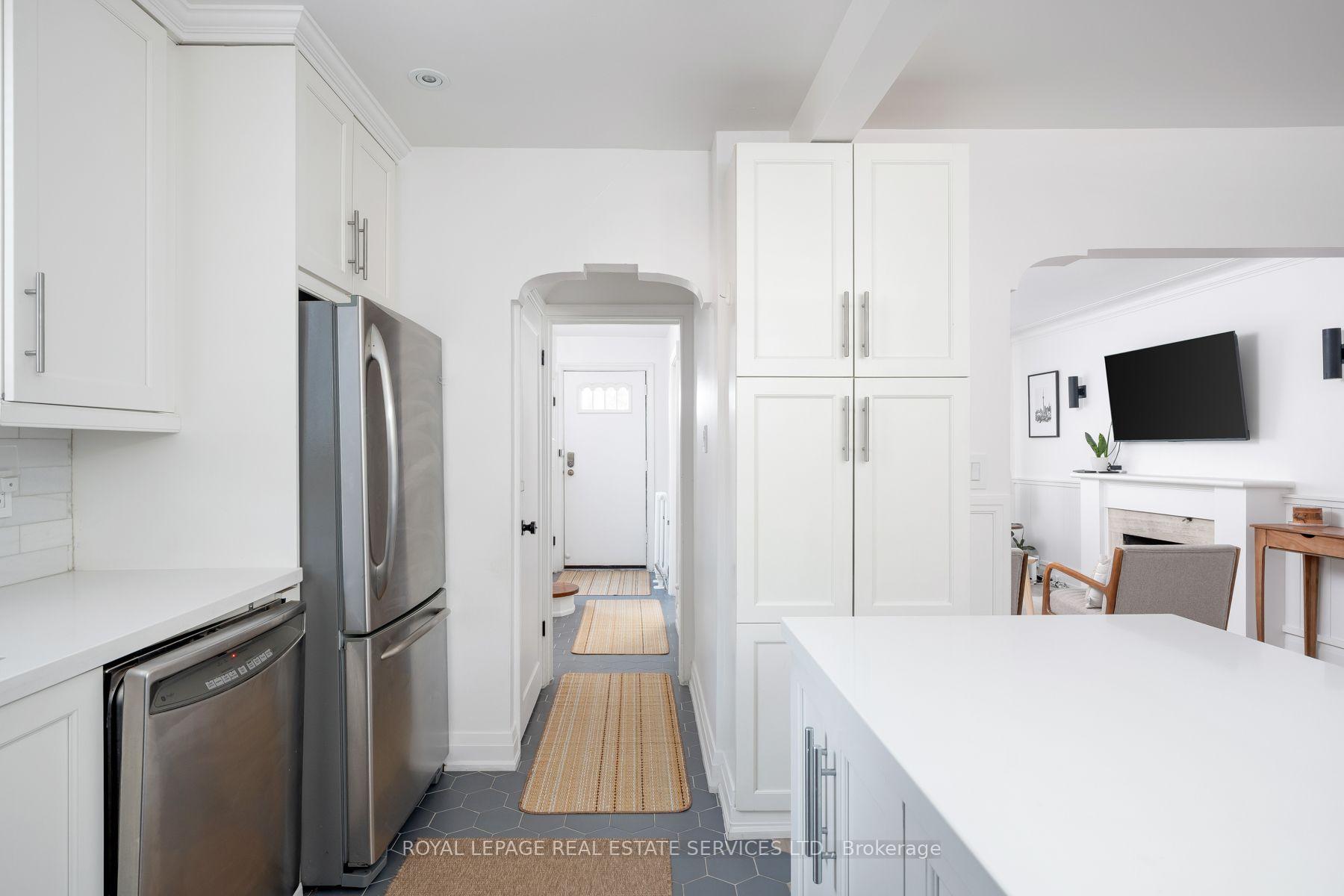 Photo 23 of 272 Rumsey Road, Toronto, Leaside — HOMEH