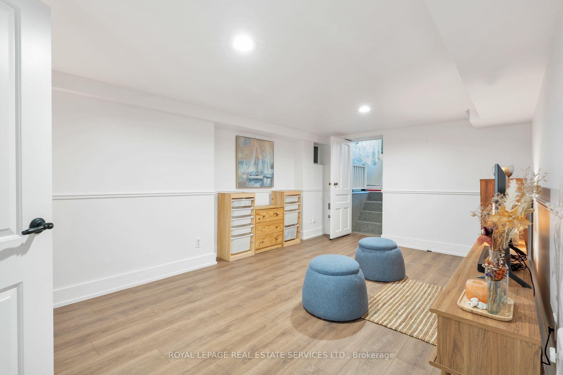 Photo 34 of 272 Rumsey Road, Toronto, Leaside — HOMEH