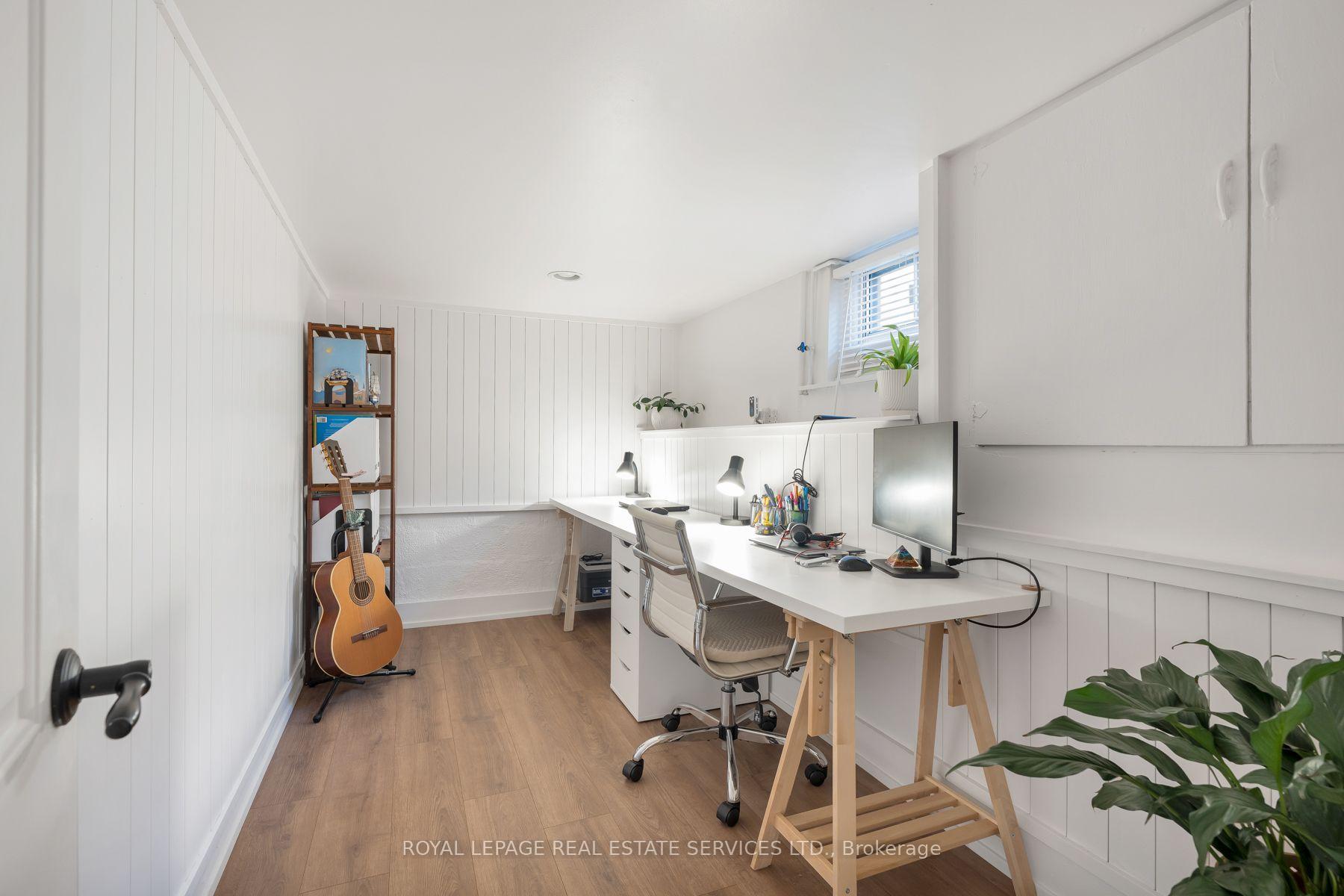 Photo 42 of 272 Rumsey Road, Toronto, Leaside — HOMEH