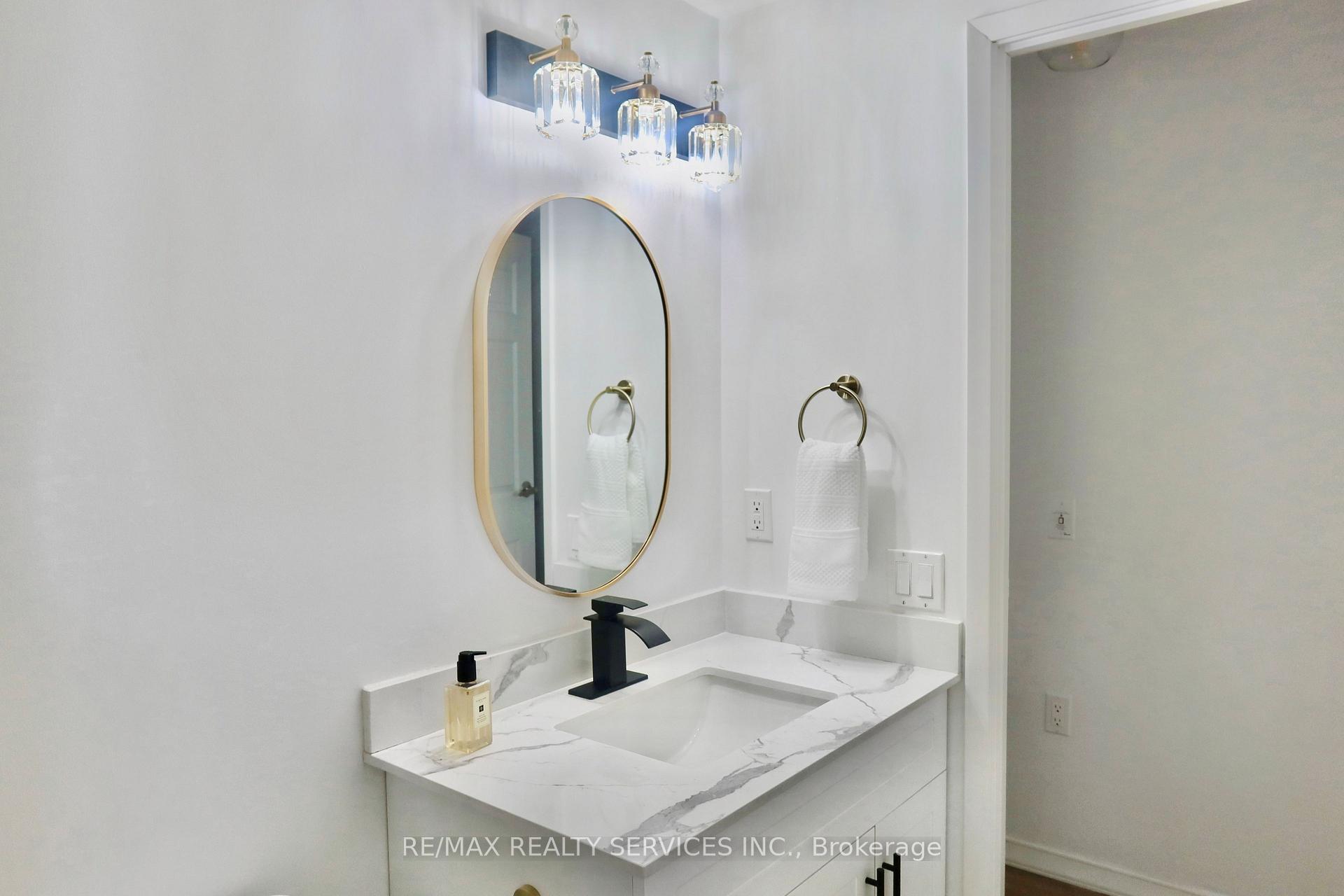 Photo 11 of Unit 310, 15 Maplewood Avenue, Toronto, Humewood-Cedarvale — HOMEH