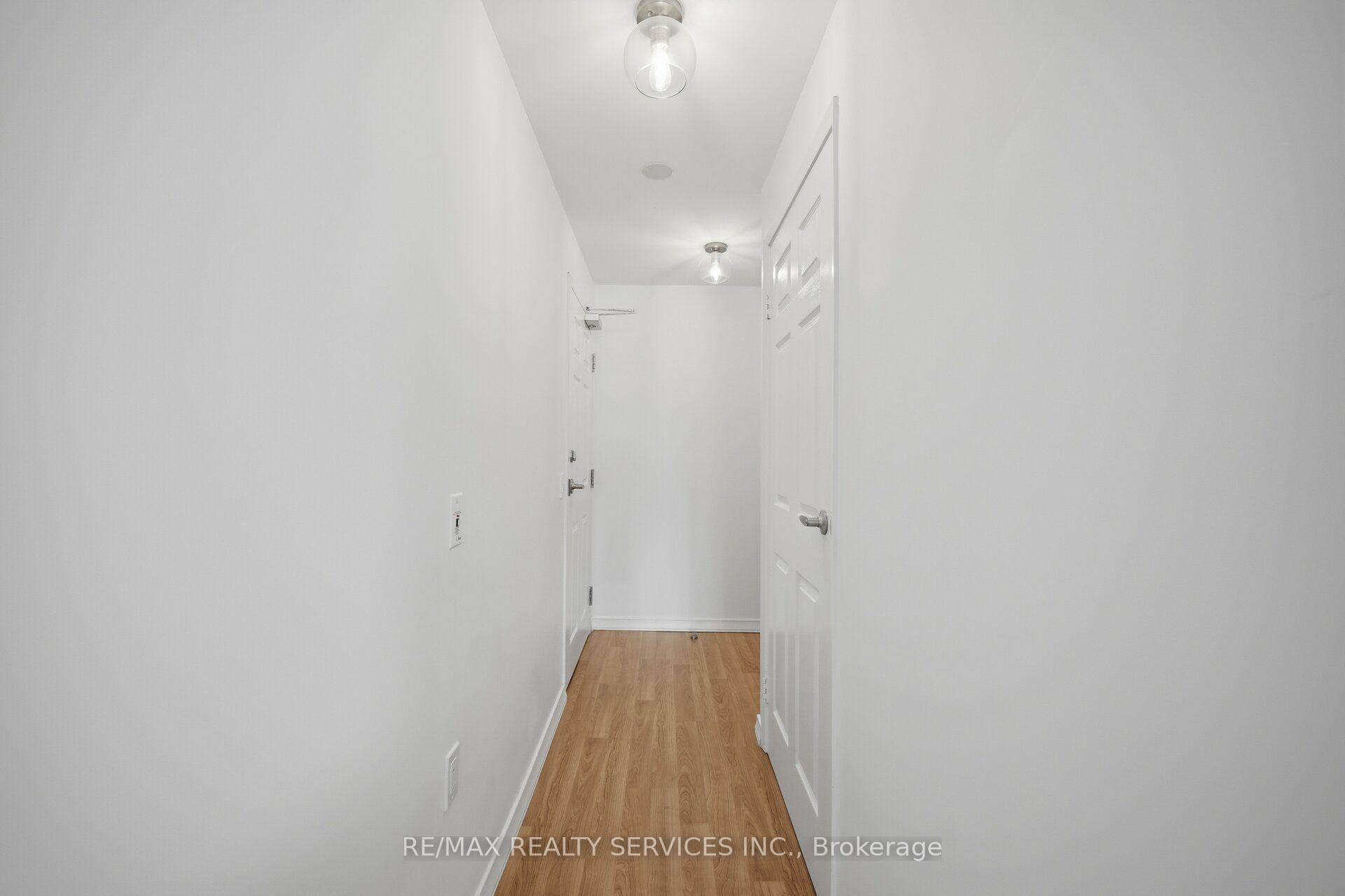 Photo 13 of Unit 310, 15 Maplewood Avenue, Toronto, Humewood-Cedarvale — HOMEH