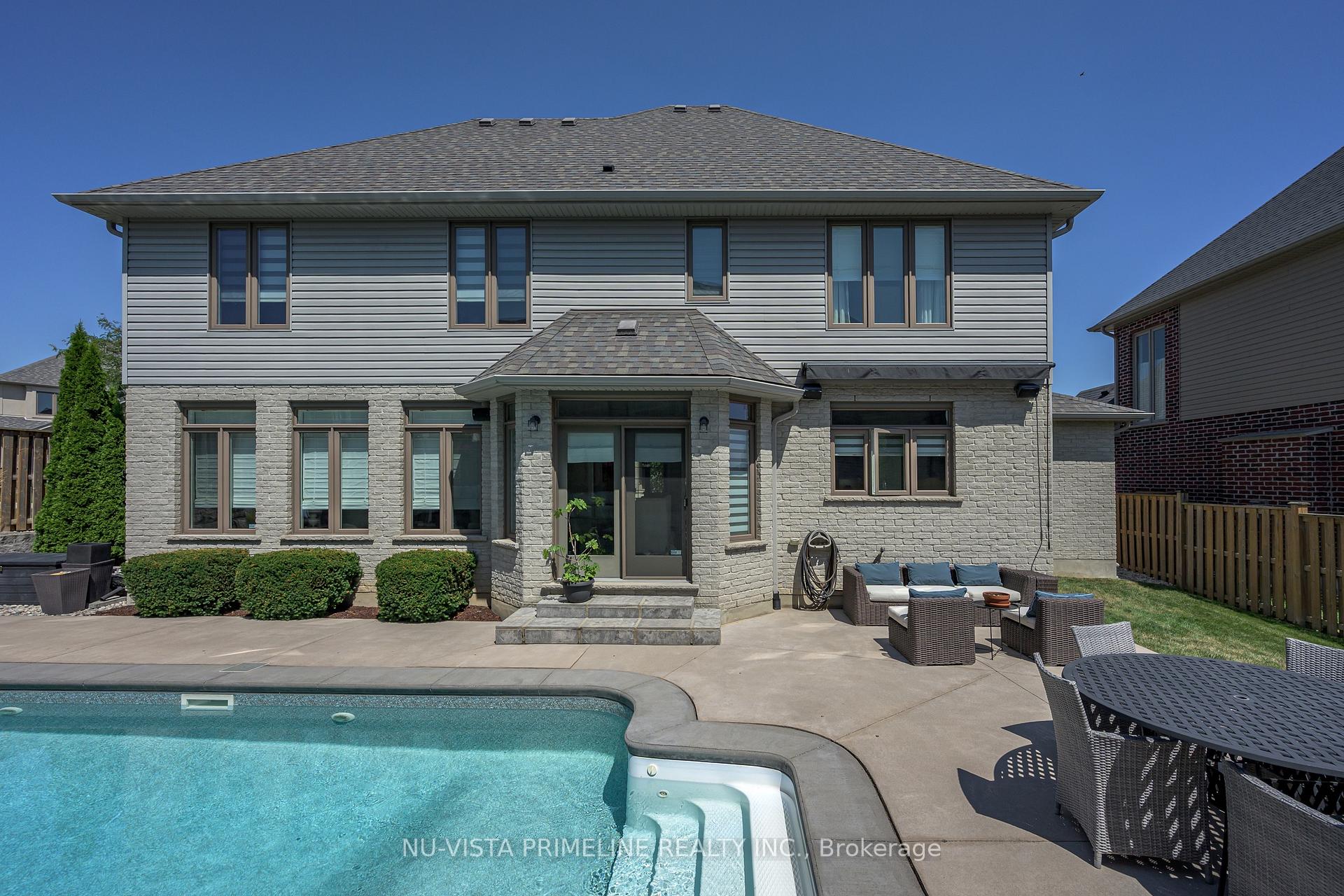 Photo 17 of 2330 Dauncey Crescent, London, North B — HOMEH