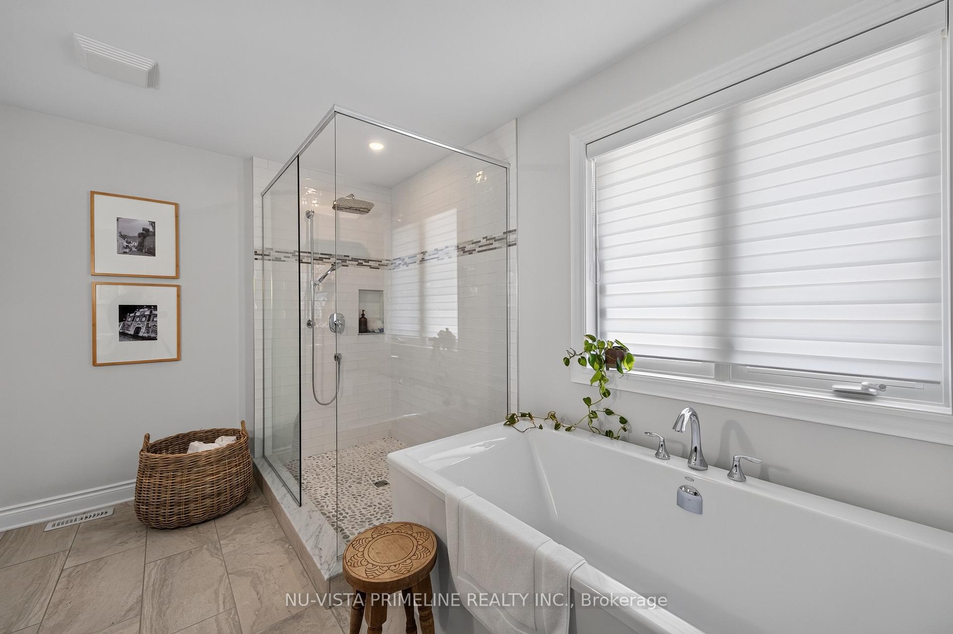 Photo 43 of 2330 Dauncey Crescent, London, North B — HOMEH