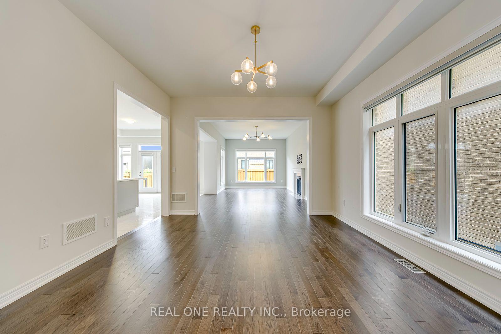 Photo 6 of 140 Zachary Crescent, Oakville, Glenorchy — HOMEH