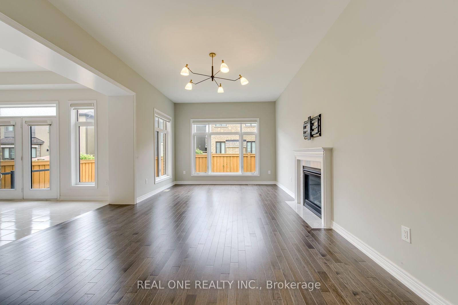 Photo 9 of 140 Zachary Crescent, Oakville, Glenorchy — HOMEH