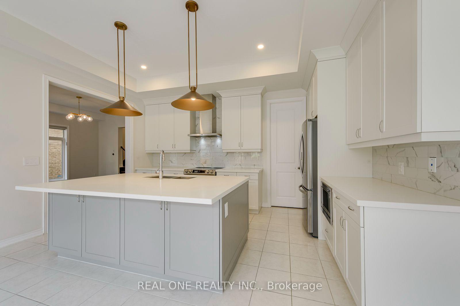 Photo 17 of 140 Zachary Crescent, Oakville, Glenorchy — HOMEH
