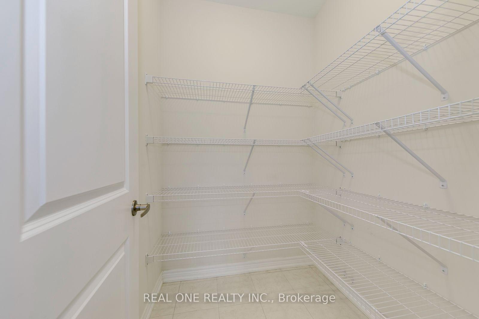 Photo 20 of 140 Zachary Crescent, Oakville, Glenorchy — HOMEH