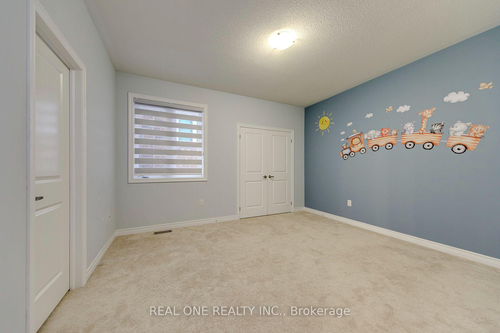 Photo 40 of 140 Zachary Crescent, Oakville, Glenorchy — HOMEH