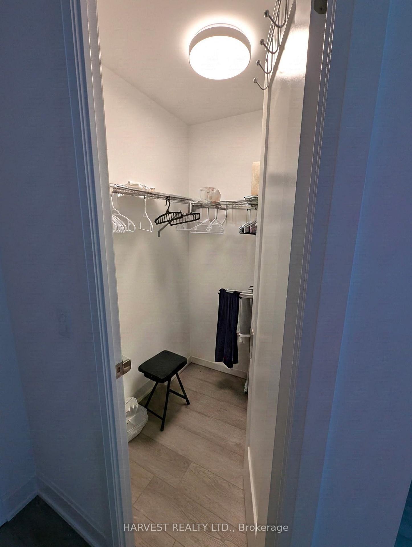 Photo 10 of Unit 311, 8 Water Walk Drive, Markham, Unionville — HOMEH