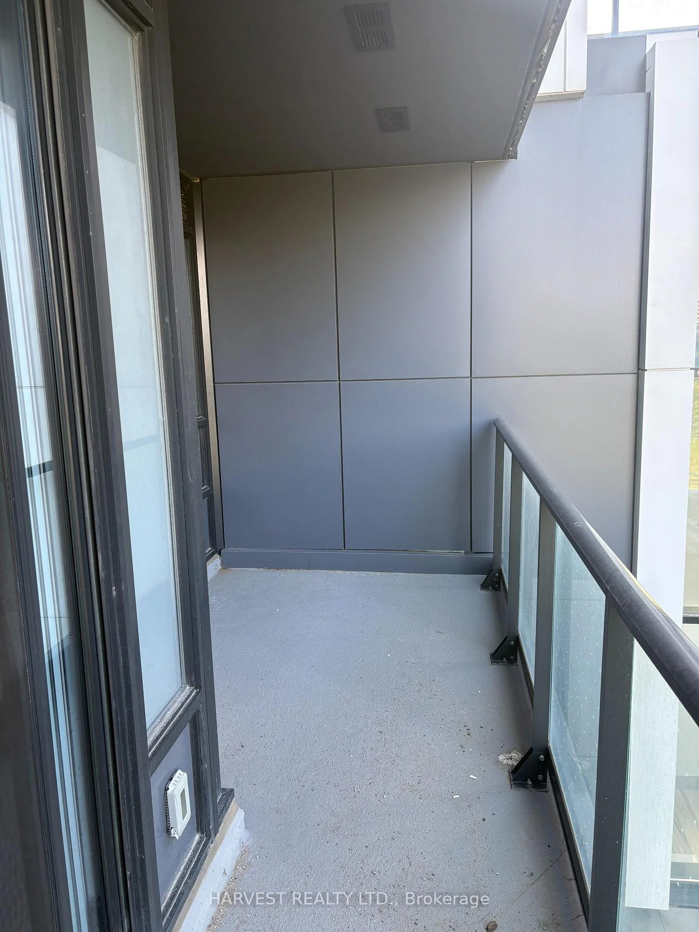 Photo 12 of Unit 311, 8 Water Walk Drive, Markham, Unionville — HOMEH
