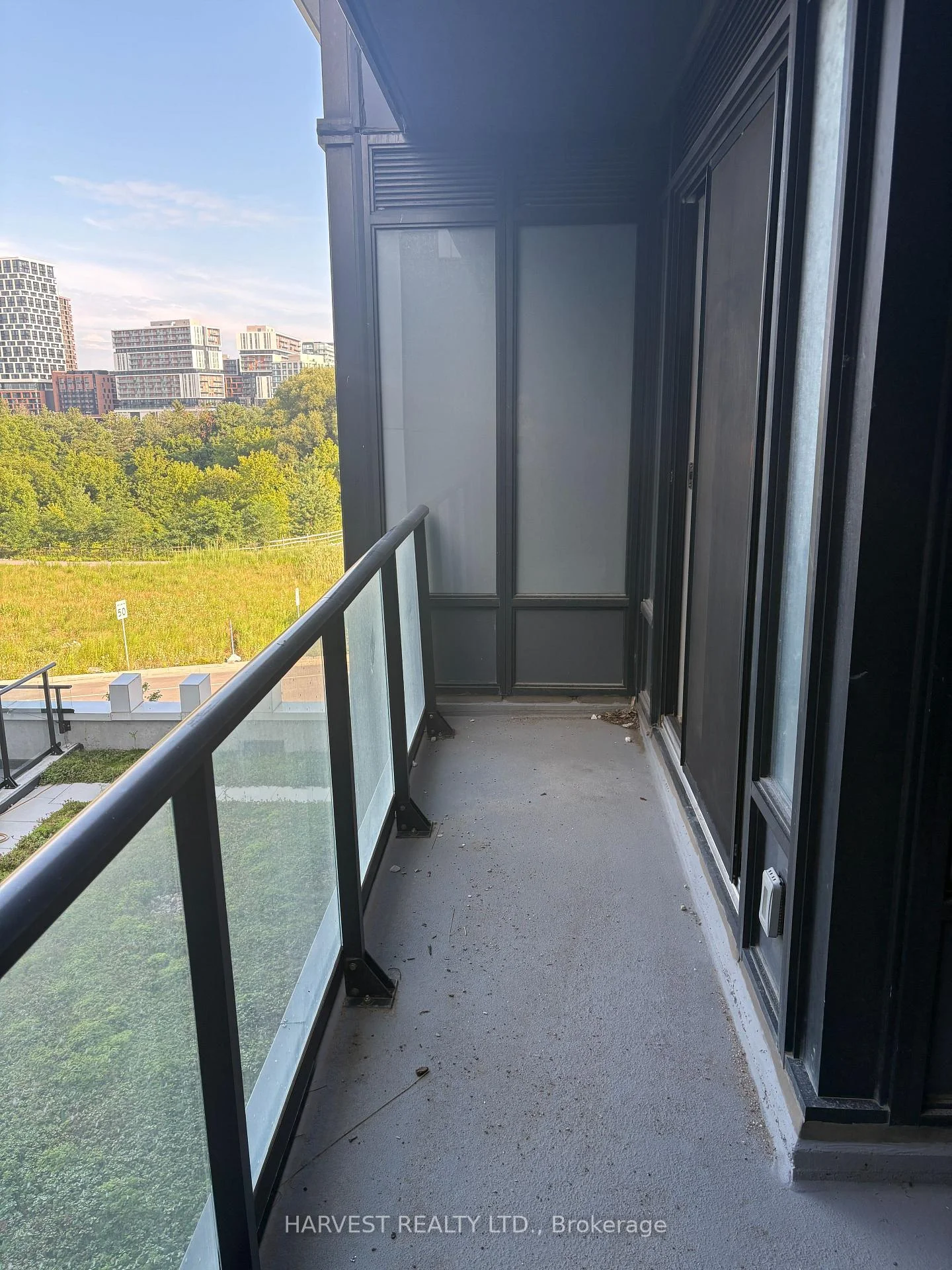 Photo 13 of Unit 311, 8 Water Walk Drive, Markham, Unionville — HOMEH