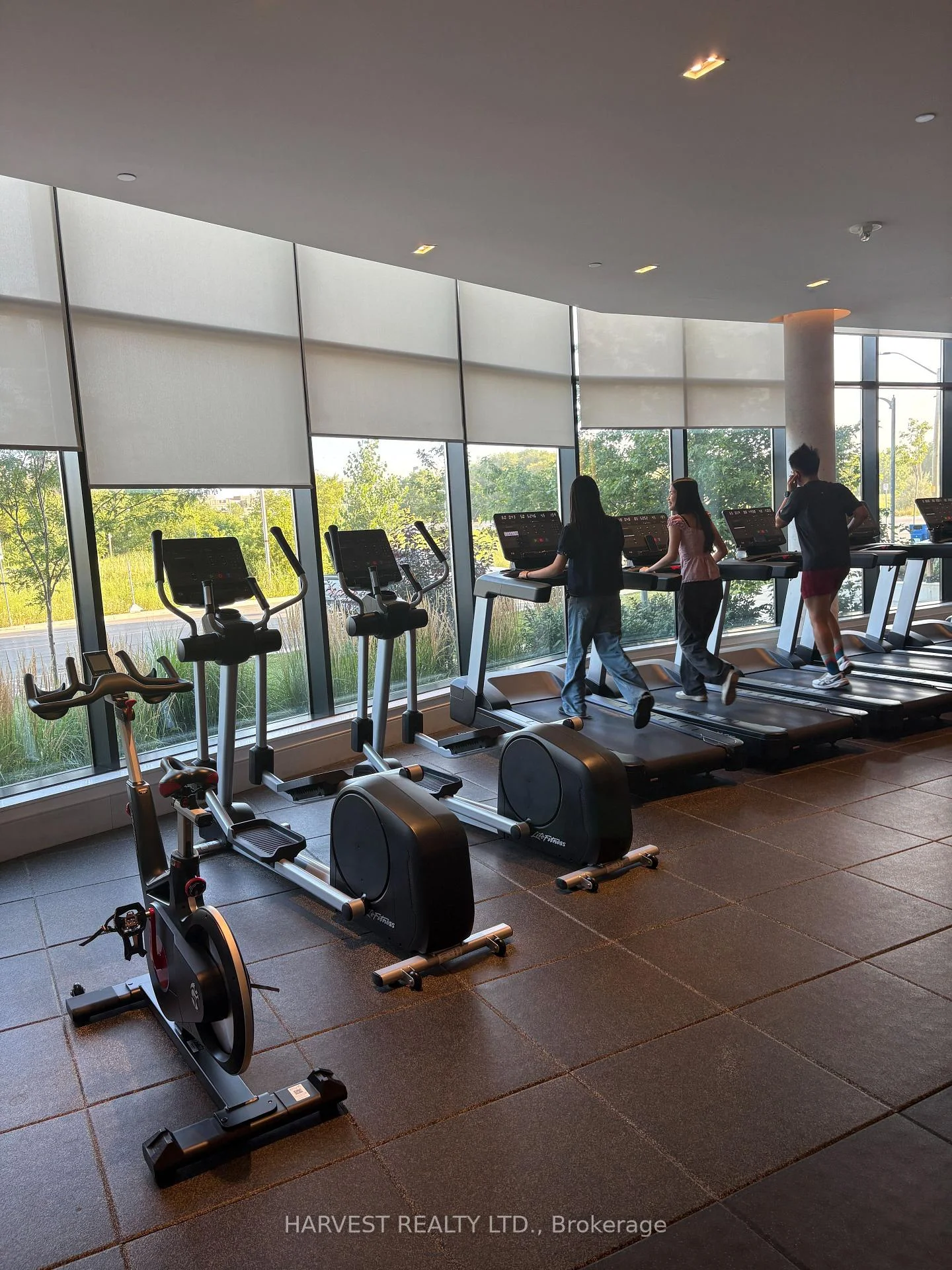Photo 17 of Unit 311, 8 Water Walk Drive, Markham, Unionville — HOMEH
