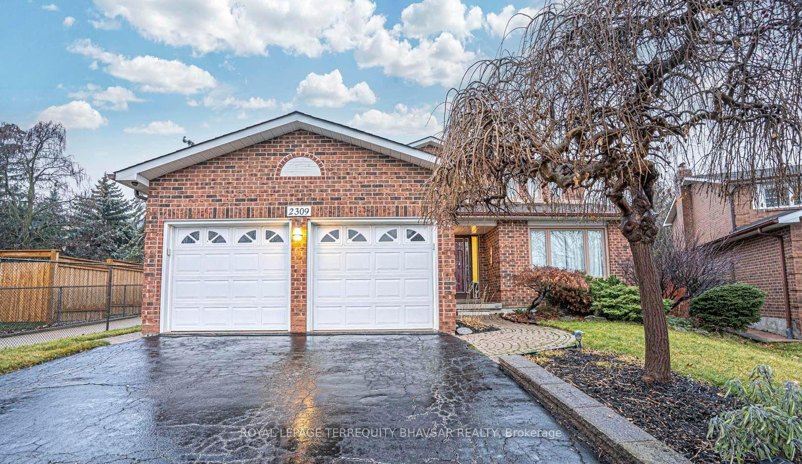 Photo 1 of 2309 Beejay Court, Mississauga, Streetsville — HOMEH
