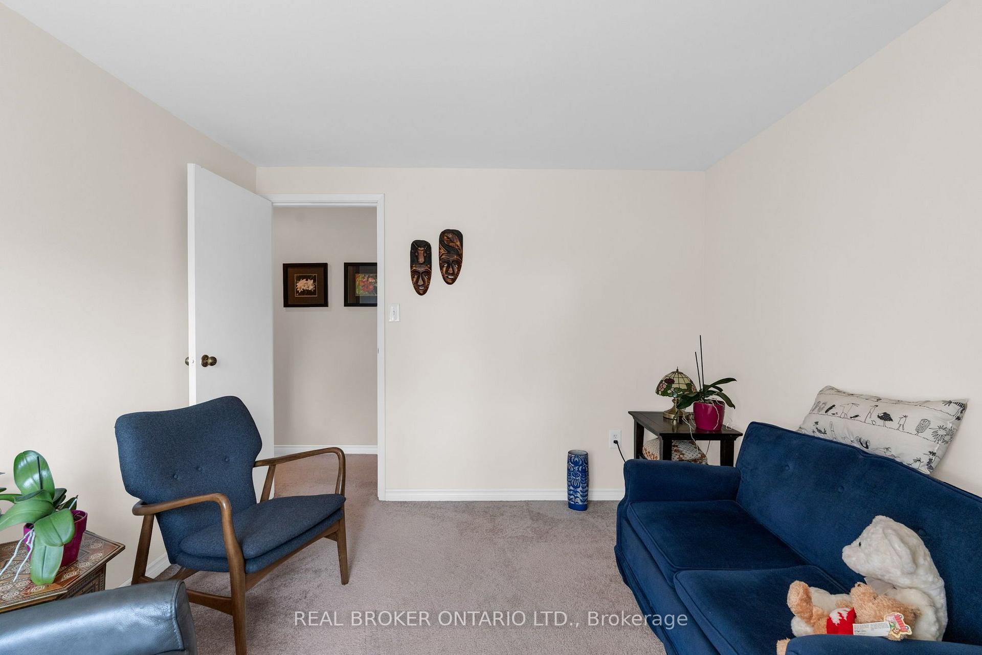 Photo 21 of 40 Farmingdale Crescent, Barrie, Cundles East — HOMEH