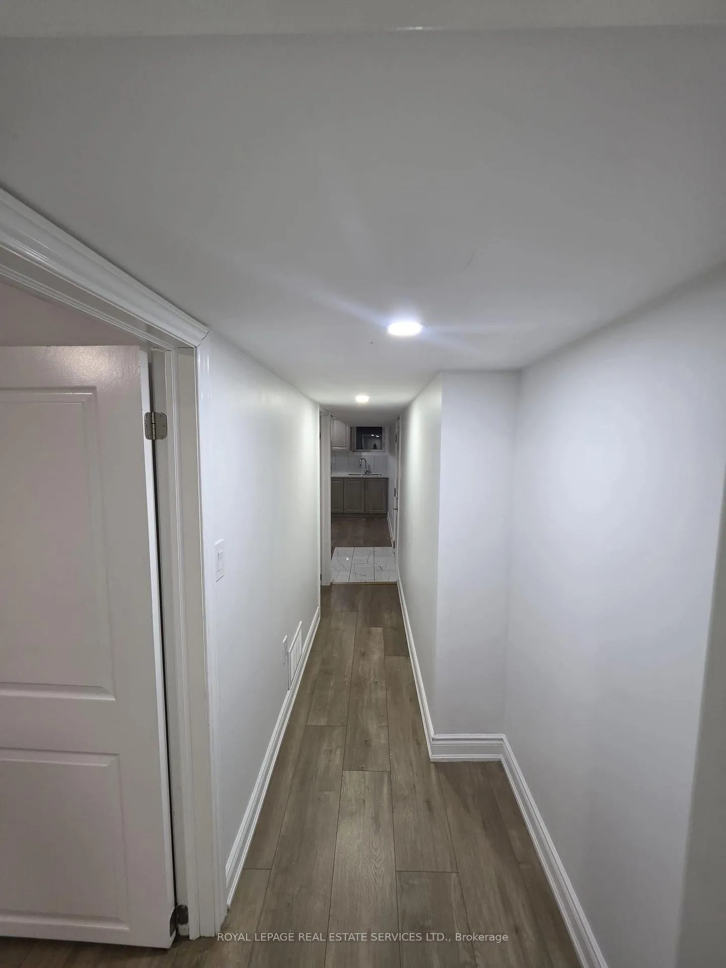 Photo 5 of Unit Basement, 4264 Brandon Gate Drive, Mississauga, Malton — HOMEH