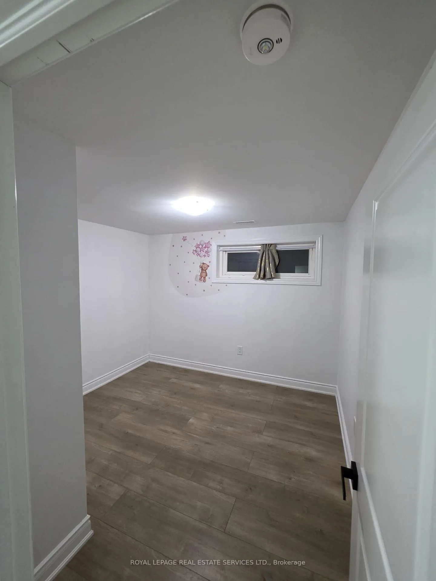 Photo 8 of Unit Basement, 4264 Brandon Gate Drive, Mississauga, Malton — HOMEH