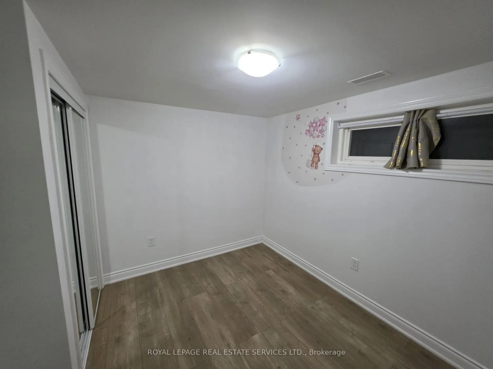 Photo 9 of Unit Basement, 4264 Brandon Gate Drive, Mississauga, Malton — HOMEH