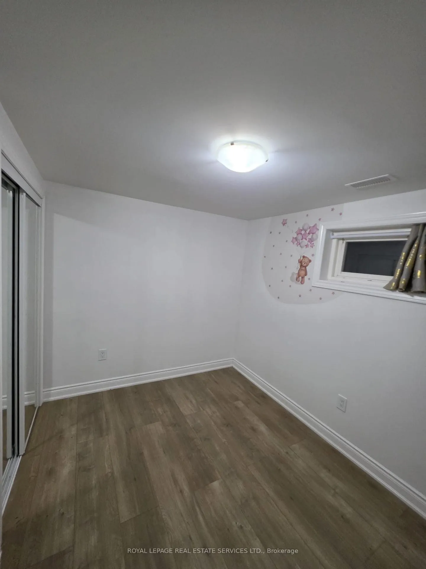 Photo 10 of Unit Basement, 4264 Brandon Gate Drive, Mississauga, Malton — HOMEH