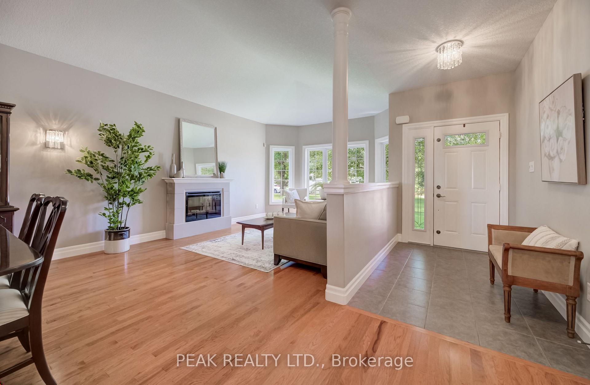 Photo 6 of Unit 36, 24 Thimbleberry Cross, Wilmot, New Hamburg — HOMEH