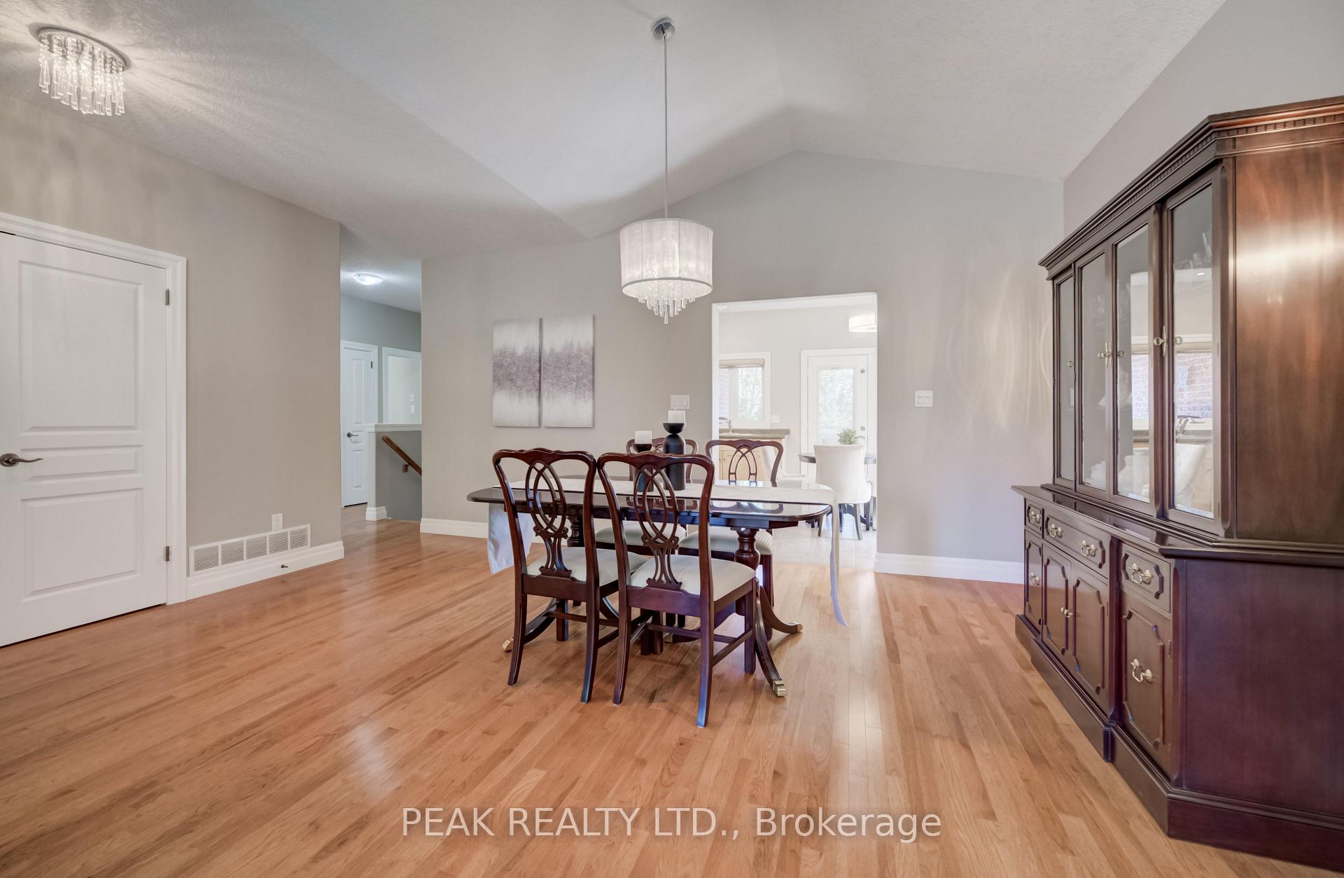 Photo 10 of Unit 36, 24 Thimbleberry Cross, Wilmot, New Hamburg — HOMEH