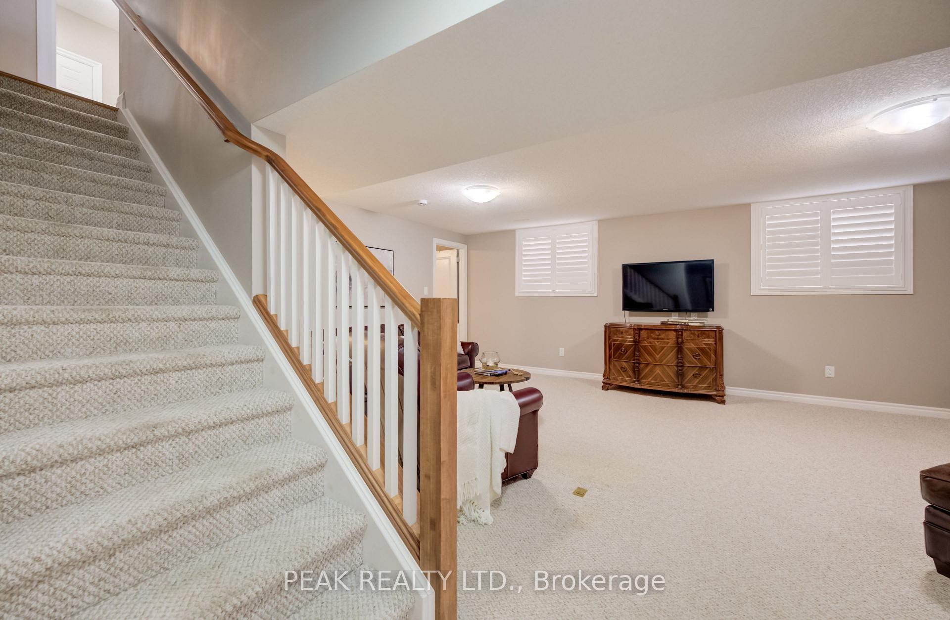 Photo 28 of Unit 36, 24 Thimbleberry Cross, Wilmot, New Hamburg — HOMEH