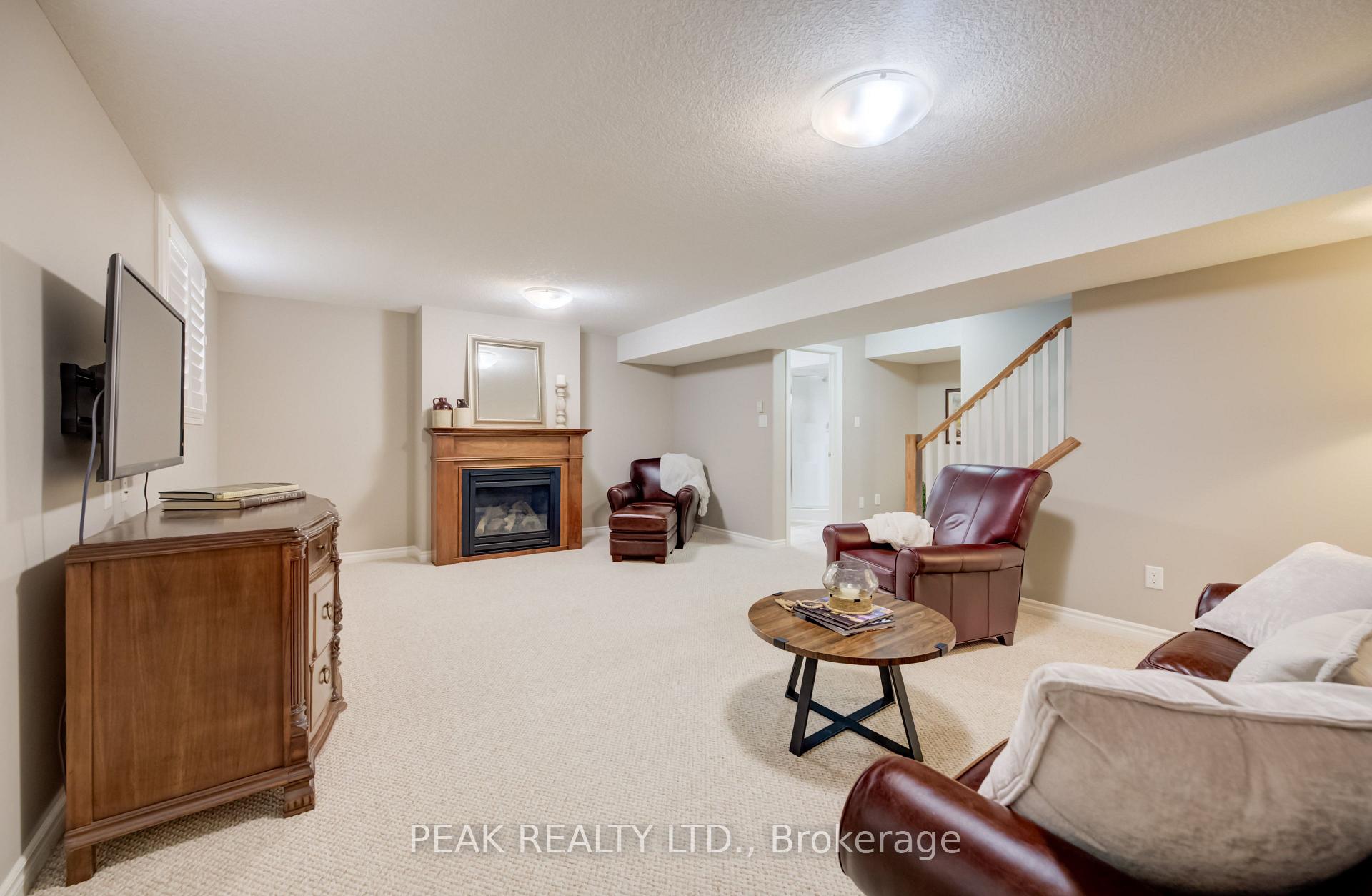 Photo 31 of Unit 36, 24 Thimbleberry Cross, Wilmot, New Hamburg — HOMEH