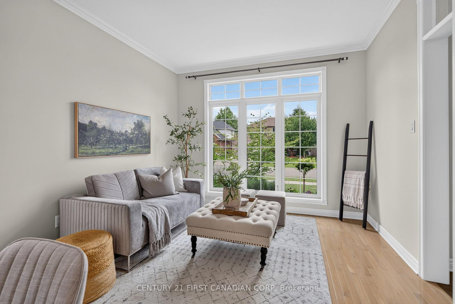 Photo 7 of 1027 Manchester Road, London, North L — HOMEH