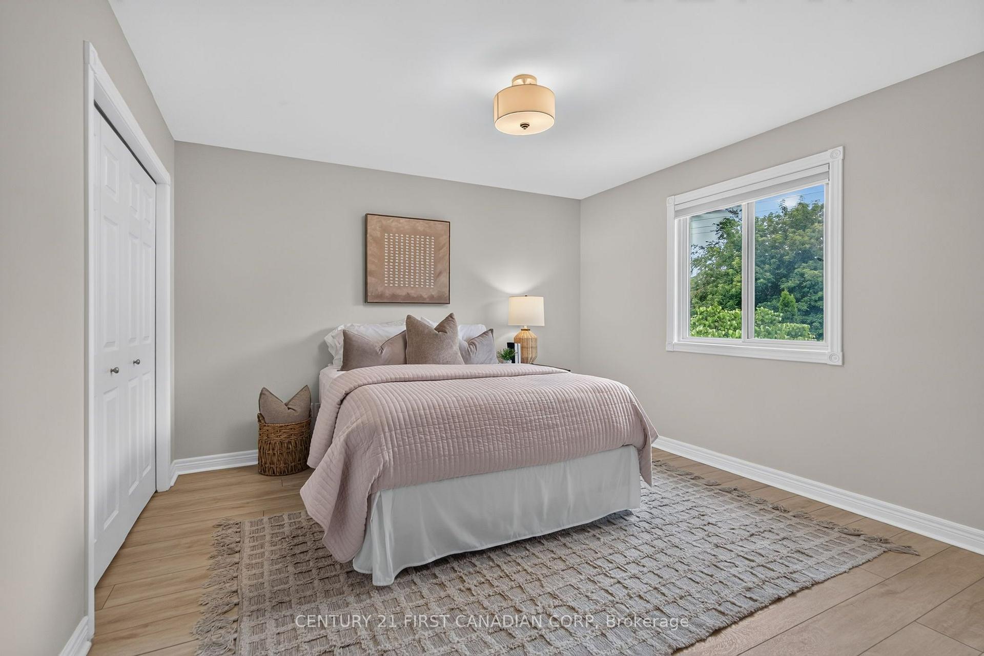 Photo 24 of 1027 Manchester Road, London, North L — HOMEH