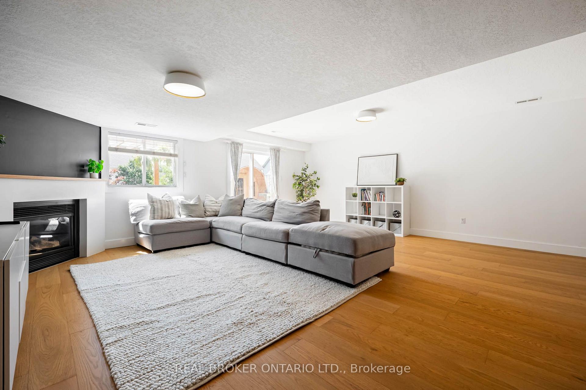 Photo 31 of 83 Biscayne Crescent, Orangeville — HOMEH