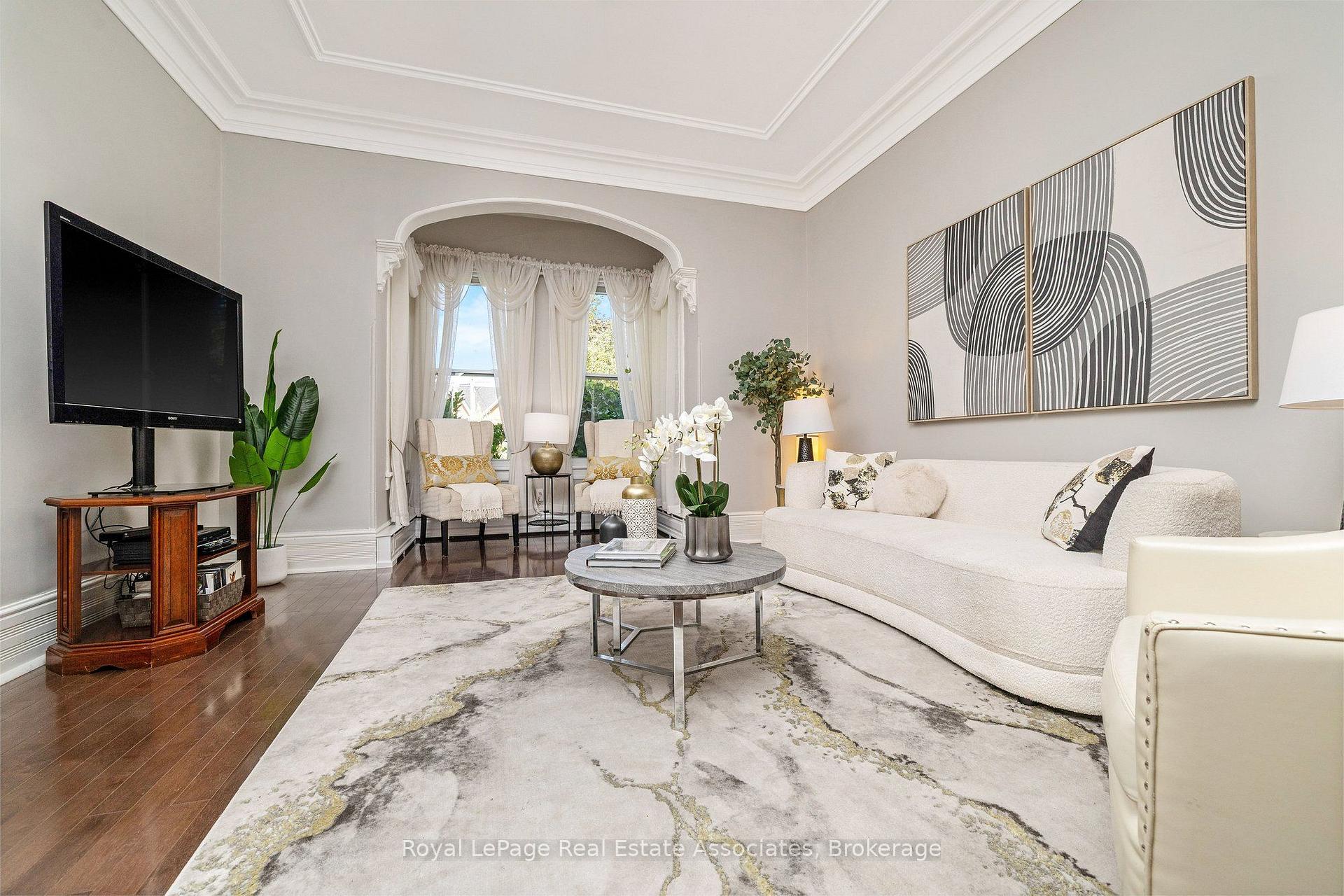 Photo 10 of 81 Main Street E, Grey Highlands — HOMEH