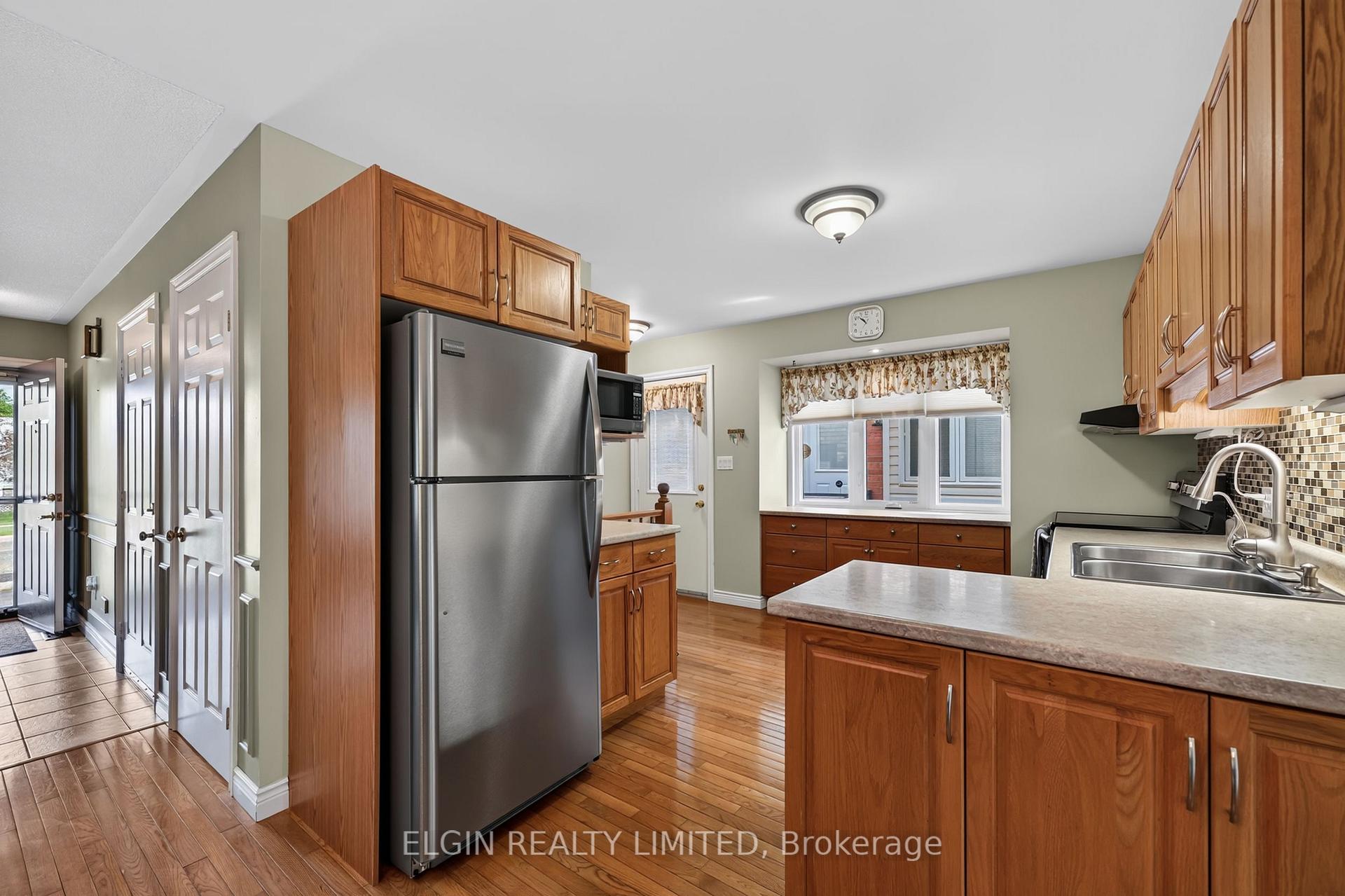 Photo 9 of 108 Manor Road, St. Thomas — HOMEH
