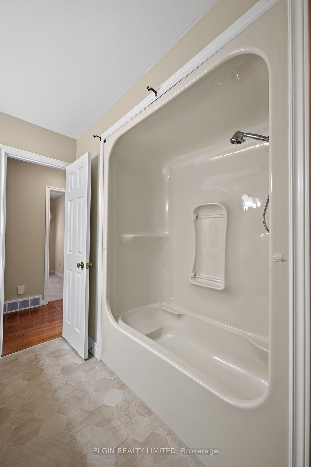 Photo 20 of 108 Manor Road, St. Thomas — HOMEH