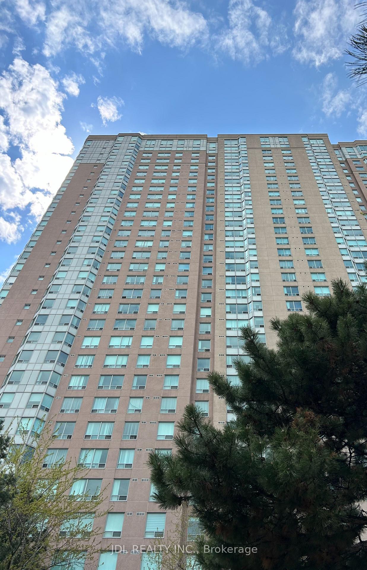 Front of Unit 2821, 68 Corporate Dr