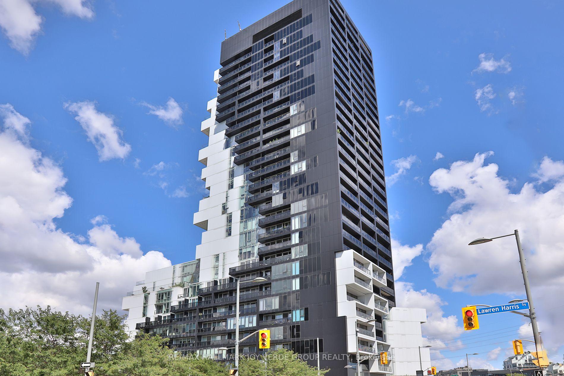 Front of Unit 1105, 170 Bayview Avenue