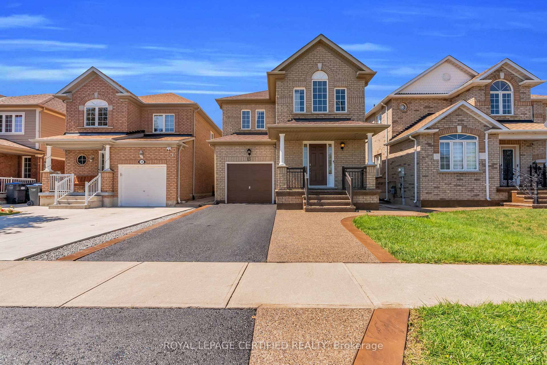 Photo 1 of 13 Heartleaf Crescent, Brampton, Fletcher's Meadow — HOMEH