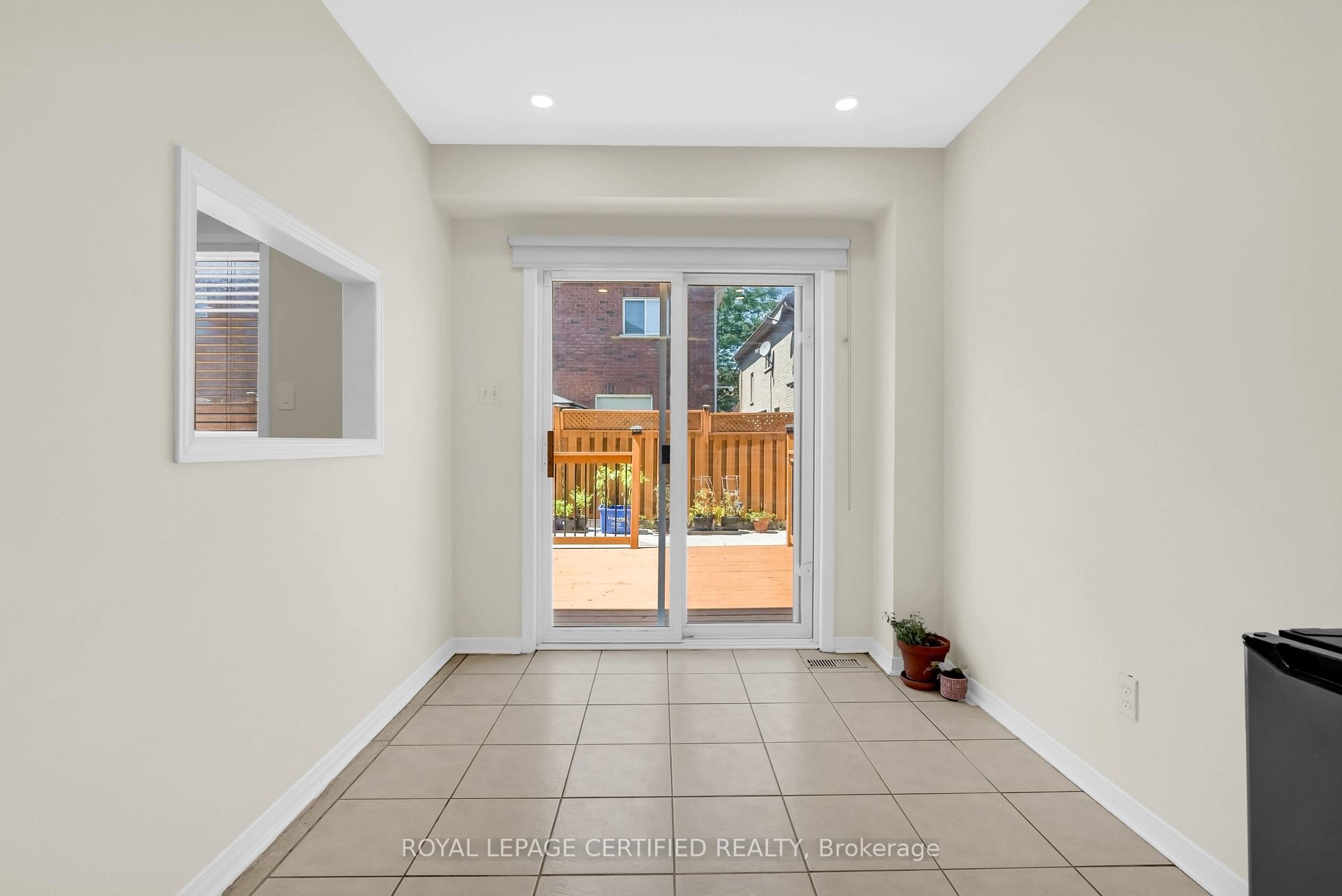 Photo 18 of 13 Heartleaf Crescent, Brampton, Fletcher's Meadow — HOMEH