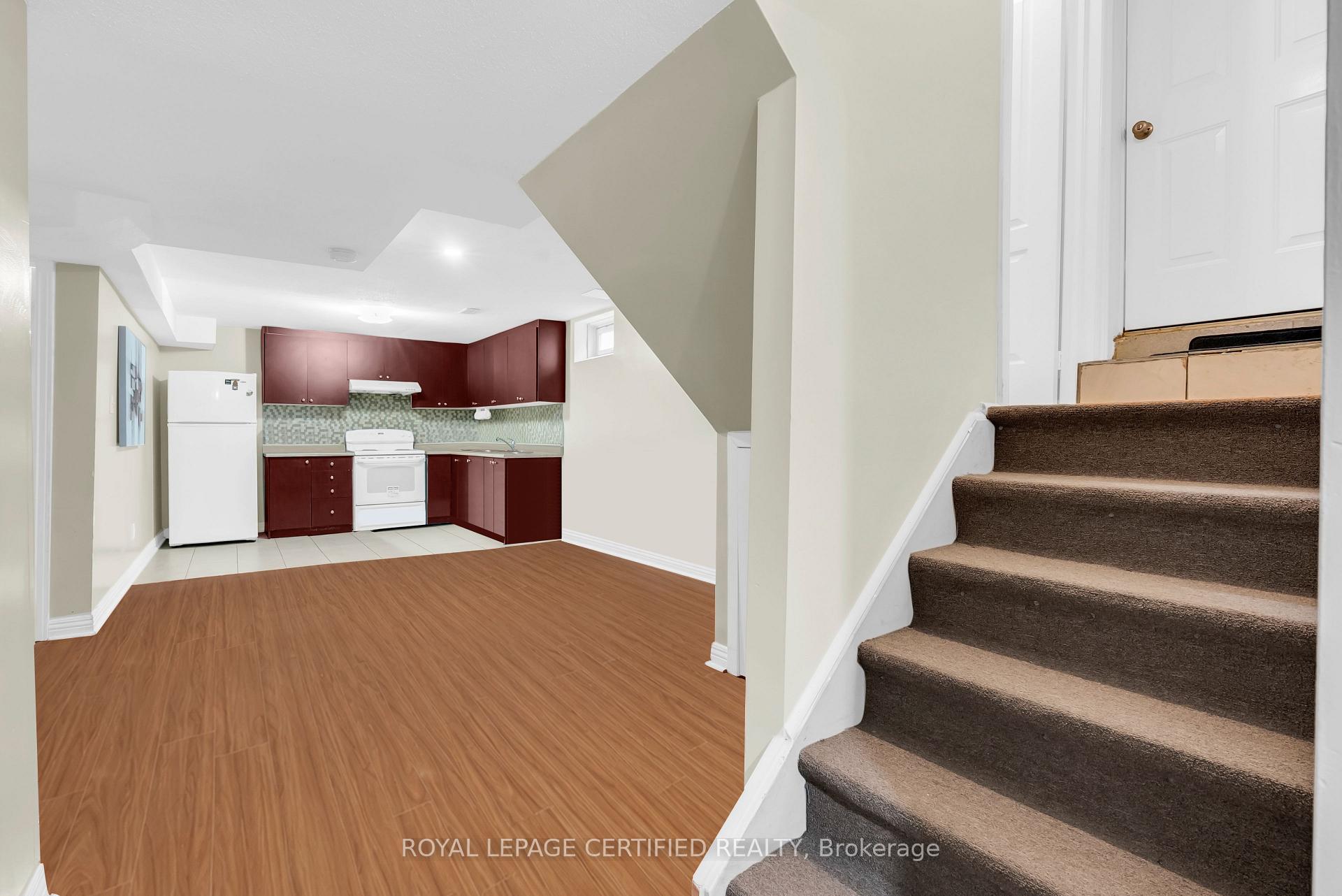 Photo 37 of 13 Heartleaf Crescent, Brampton, Fletcher's Meadow — HOMEH