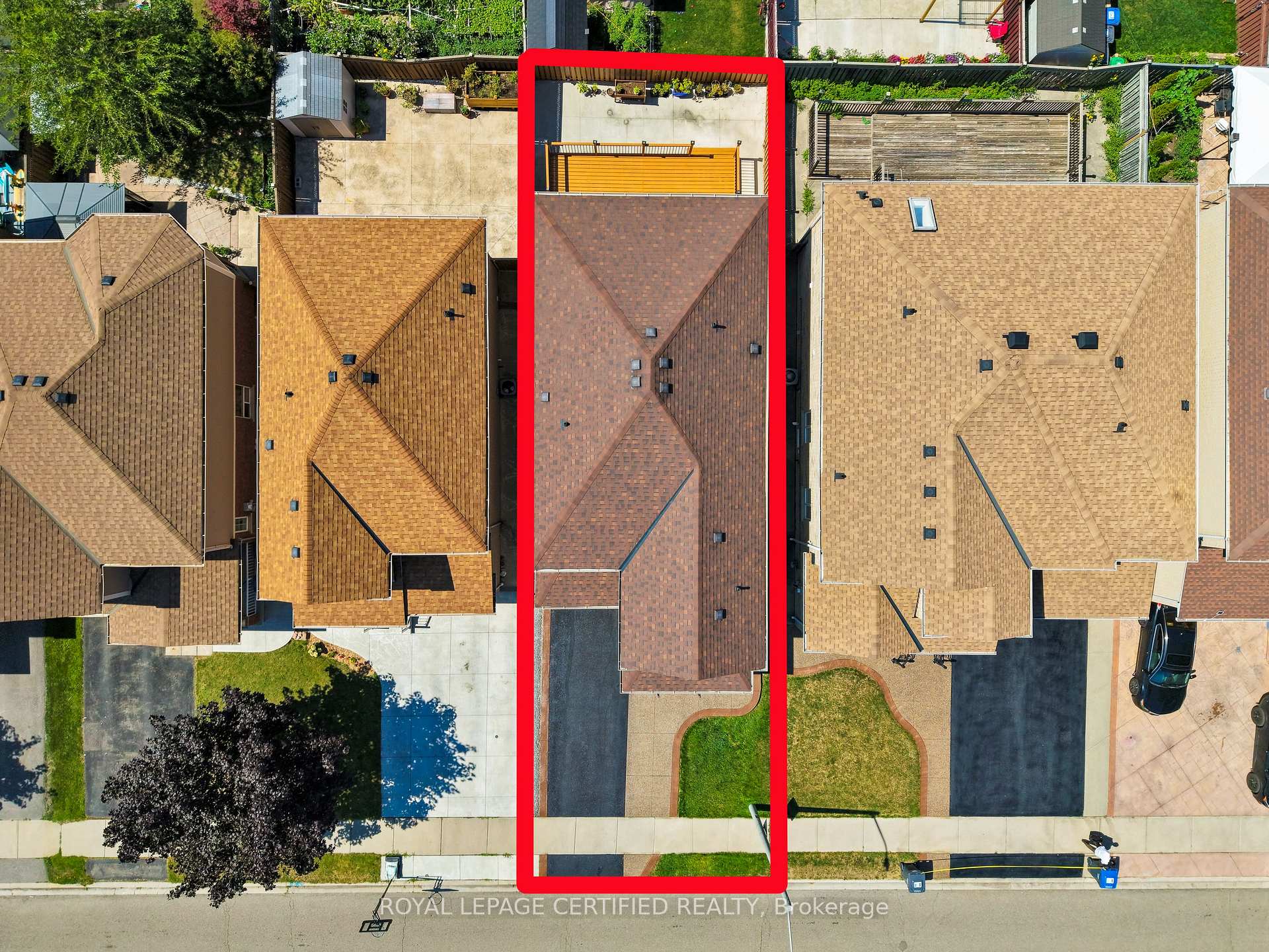 Photo 45 of 13 Heartleaf Crescent, Brampton, Fletcher's Meadow — HOMEH