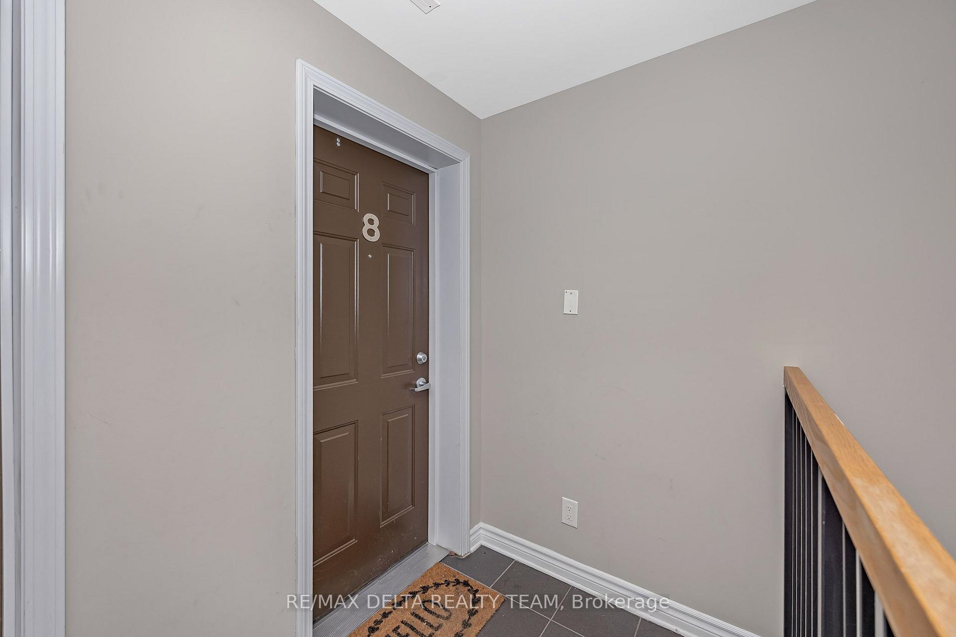 Photo 4 of Unit 8, 115 Bluestone Private, Ottawa, Avalon West — HOMEH