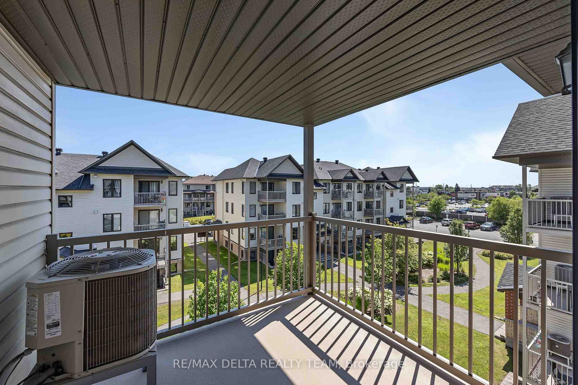 Photo 13 of Unit 8, 115 Bluestone Private, Ottawa, Avalon West — HOMEH