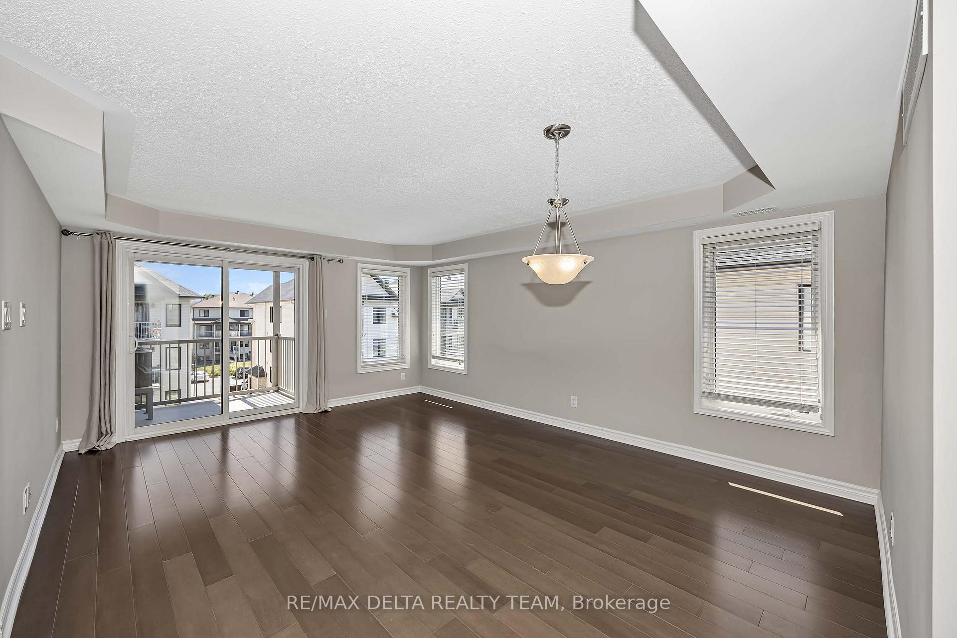 Photo 14 of Unit 8, 115 Bluestone Private, Ottawa, Avalon West — HOMEH